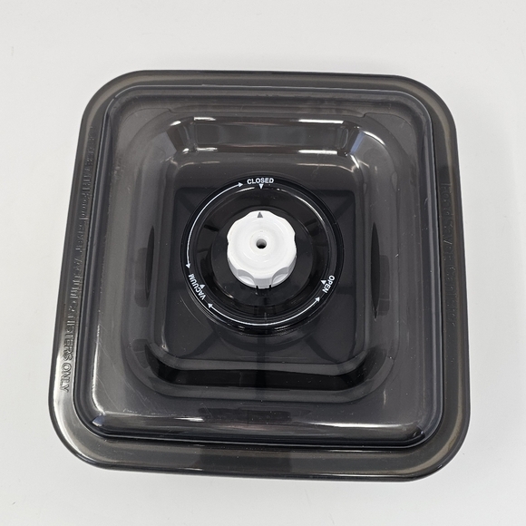 FoodSaver Square Vacuum Sealing 2.25 Qt Quick Marinating Canister Marinade #663 - Picture 2 of 7